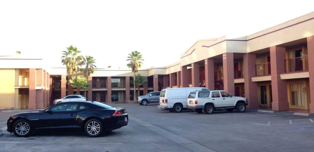 photo 1 of City Center Motel