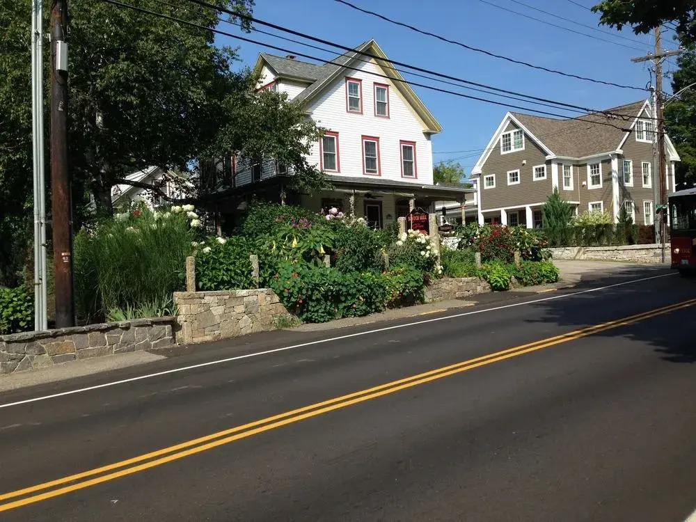 photo 1 of Scotch Hill Inn