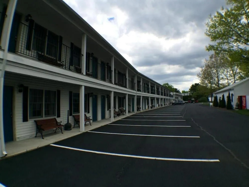 photo 1 of Bourne's Ocean Acres Motel