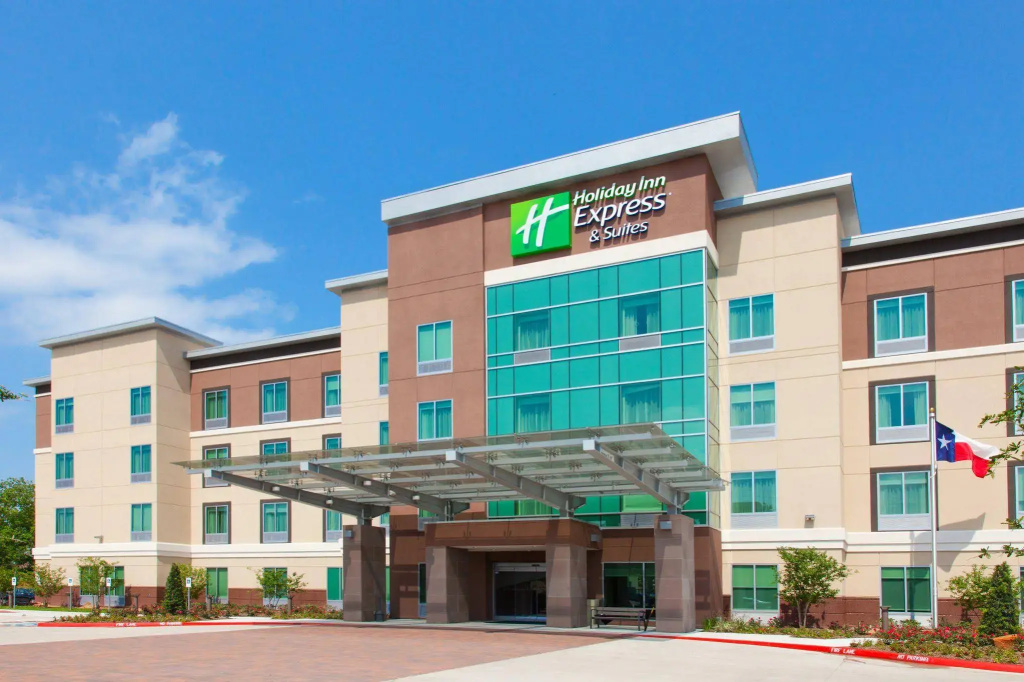 photo 1 of Holiday Inn Express & Suites Houston S - Medical Ctr Area by IHG