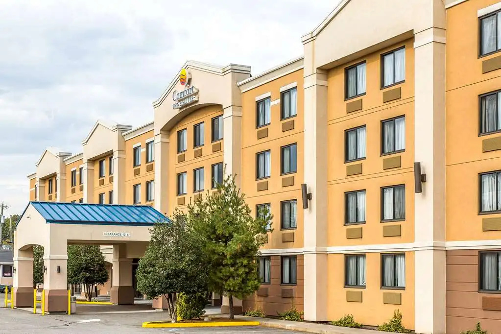 photo 1 of Comfort Inn & Suites
