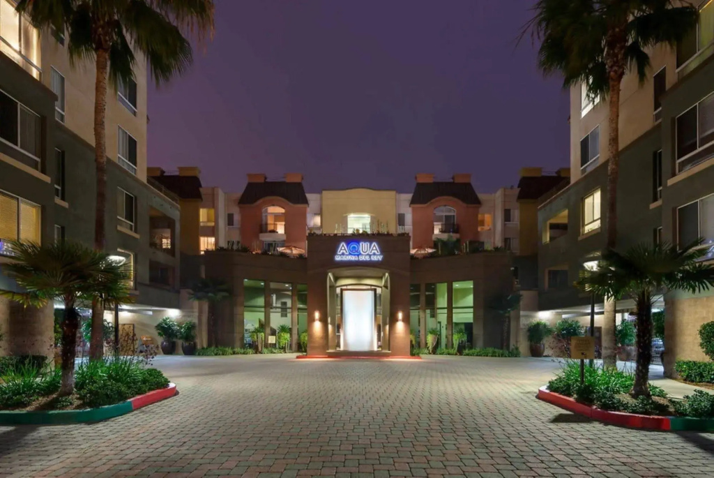 photo 1 of Global Luxury Suites at Lincoln Blvd