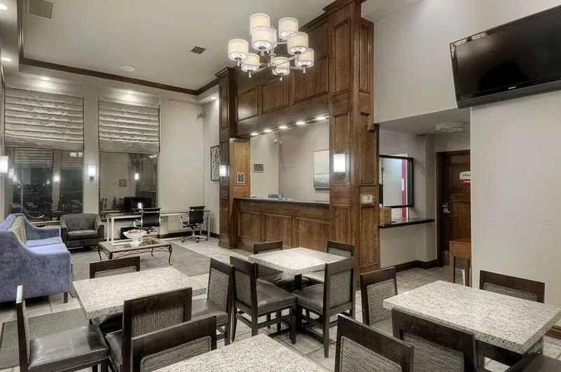 photo 1 of Best Western San Mateo/Los Prados Inn