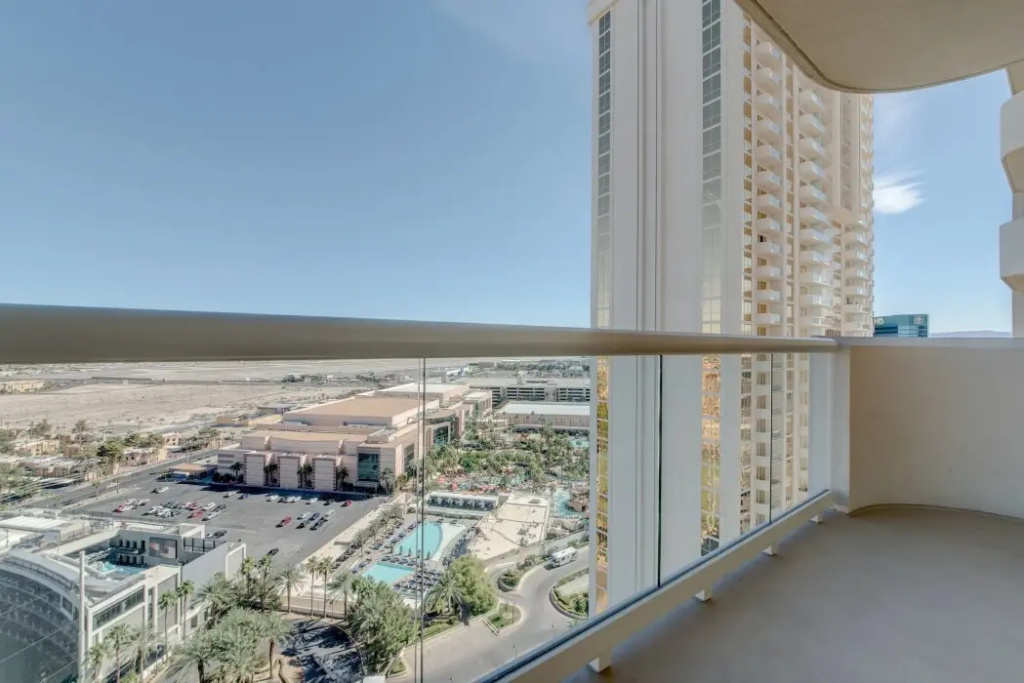 photo 1 of BlueChip at The Signature