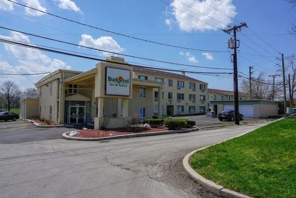 photo 1 of Budgetel Inn Glen Ellyn