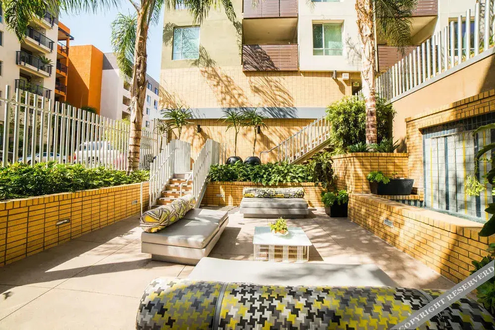 photo 1 of Hollywood Boulevard Extended Stay