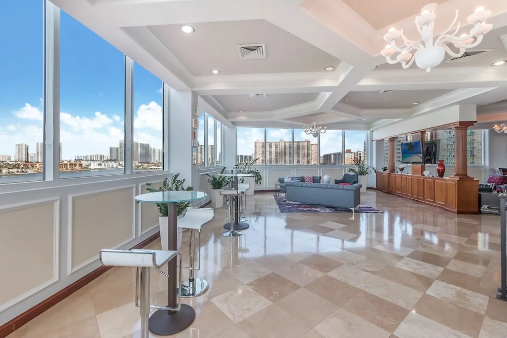 photo 1 of Churchill Suites Intracoastal Yacht Club