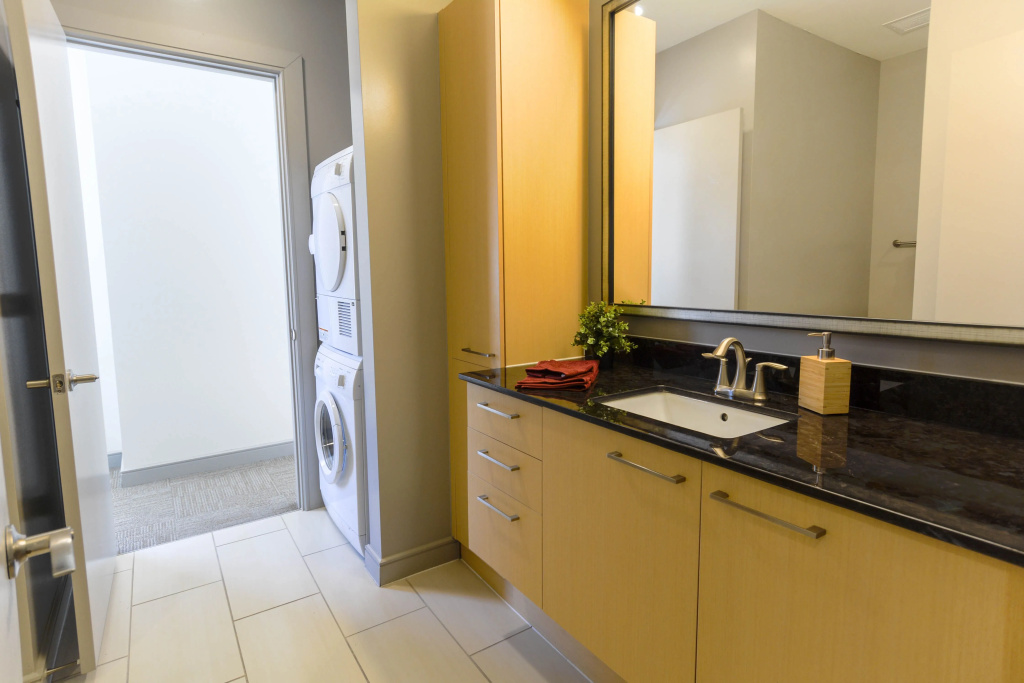 photo 1 of 1 Bed Downtown Apt With Great Wifi!