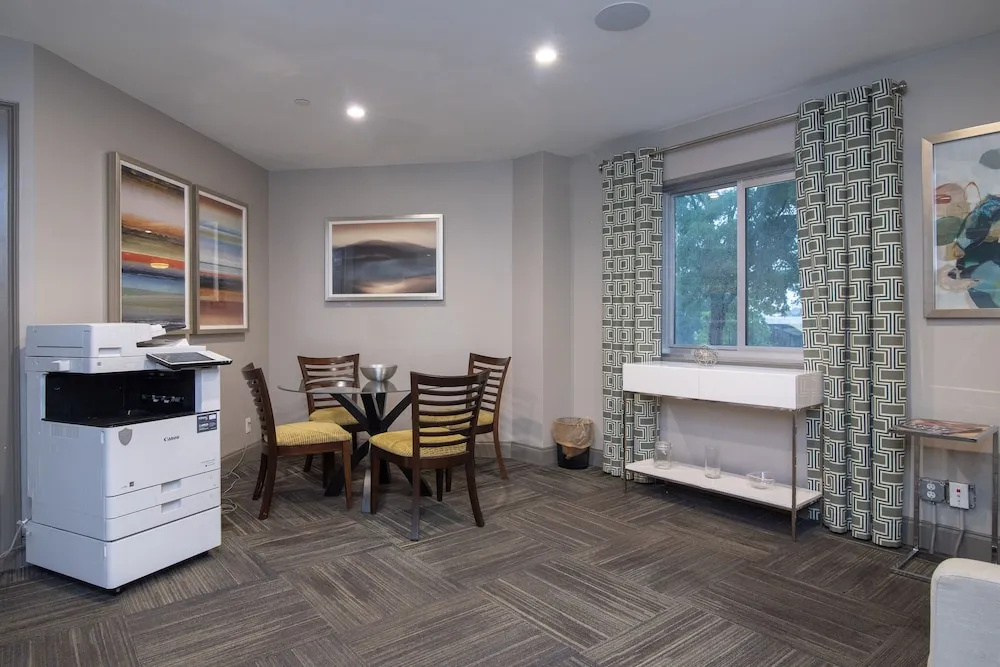 photo 1 of 1 Bedroom Downtown Condo