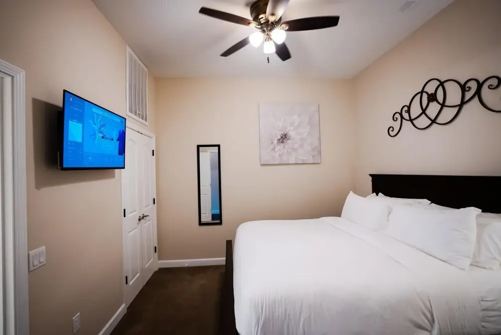 photo 1 of 1 Bedroom Lake View Villa - Unit 206