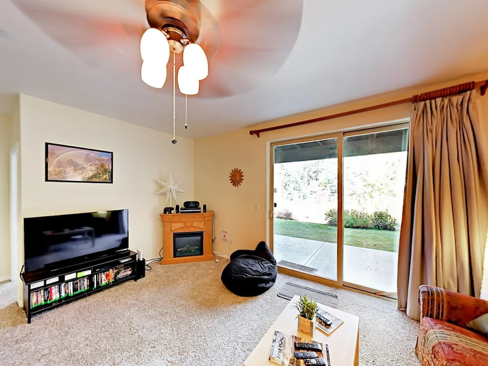 photo 1 of 10583 Boulders Townhouse - 2 Br townhouse by RedAwning