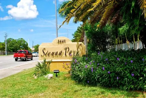 photo 1 of 1/1 bed&bath condos 5 min drive to Siesta