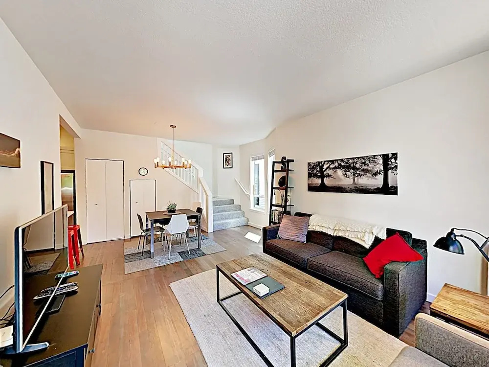 photo 1 of 1124 14th Ave Townhome by RedAwning