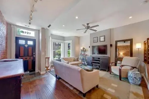 photo 1 of 1218 Southeast Townhome #1017 - 3 Br Townhouse