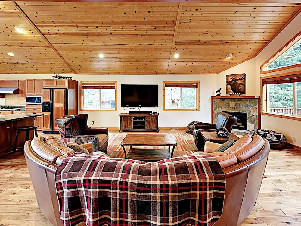 photo 1 of 12205 Truckee - 3 Br Home