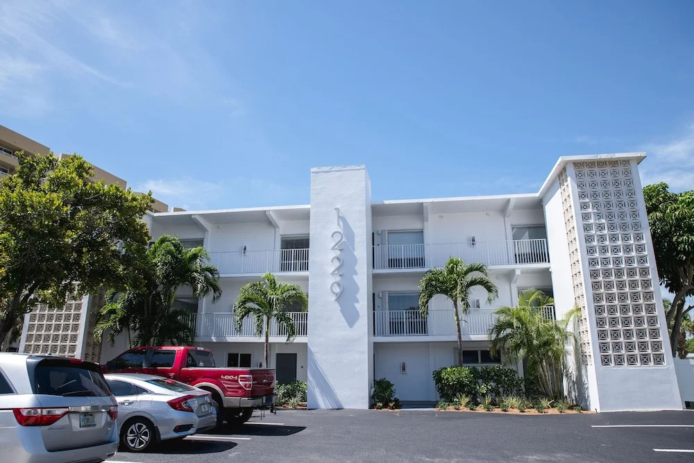 photo 1 of 1229 Apartments at Beachcomber Resort