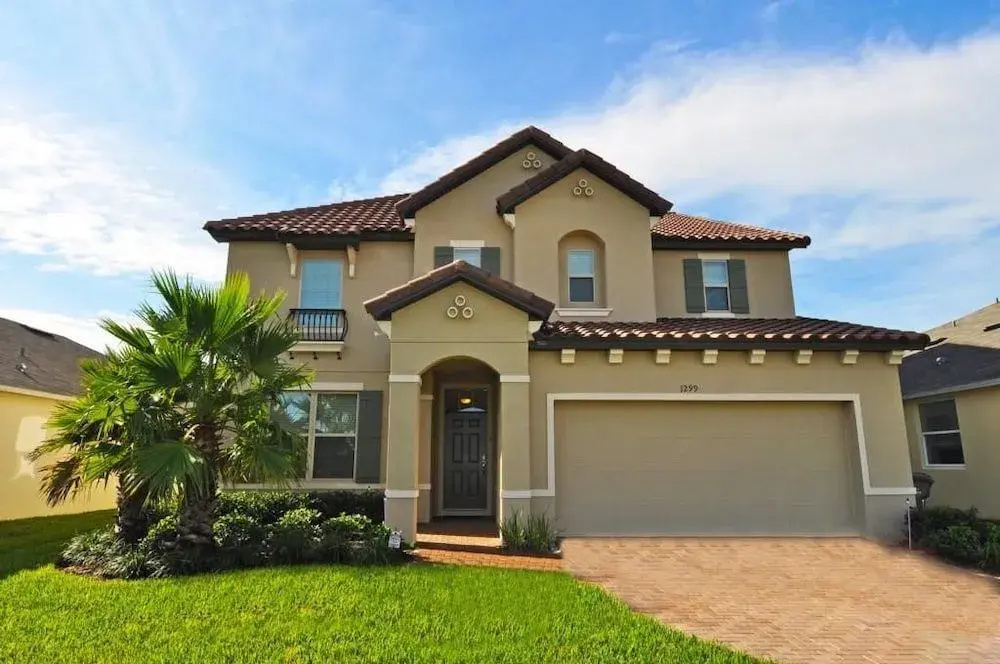 photo 1 of 1299 The Dales House 7 Bedroom by Florida Star