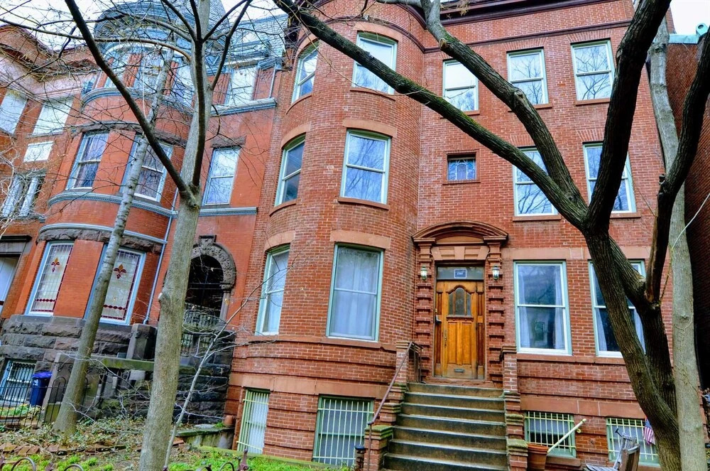 photo 1 of 1305 Northwest Rhode Island Apartment #1076 - 2 Br Apts