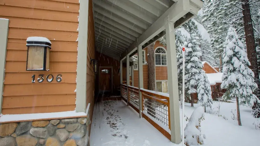 photo 1 of 1306 Indian Hills