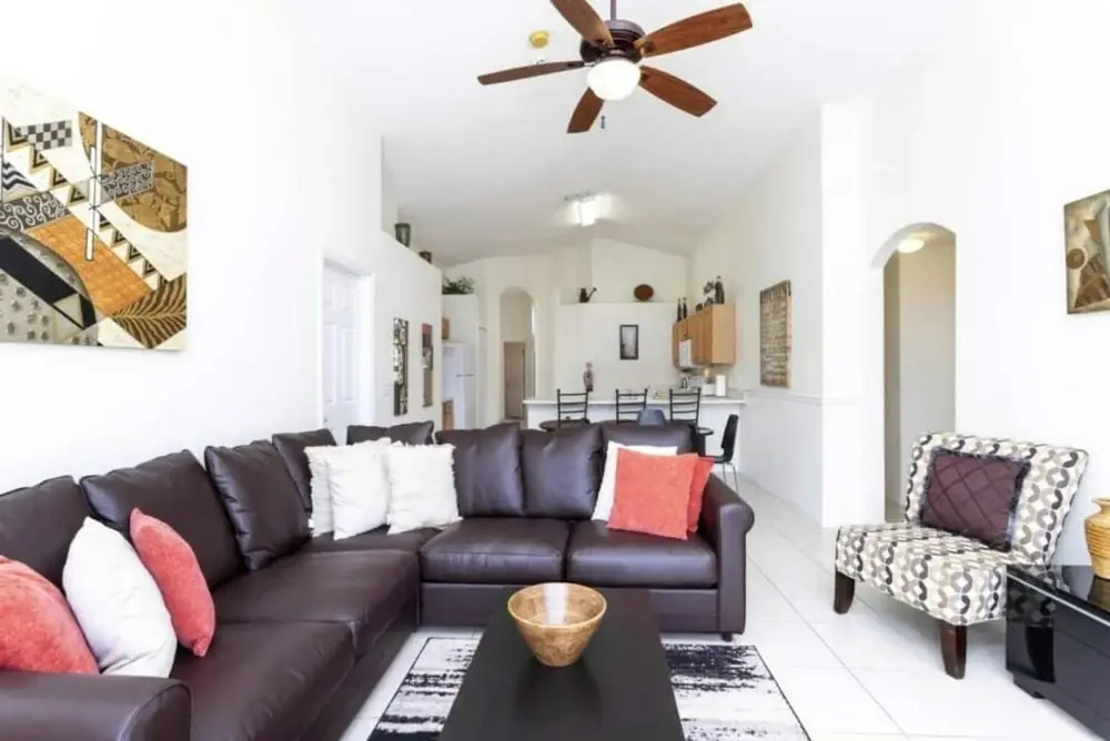 photo 1 of 133 Beautiful Home With Lake View
