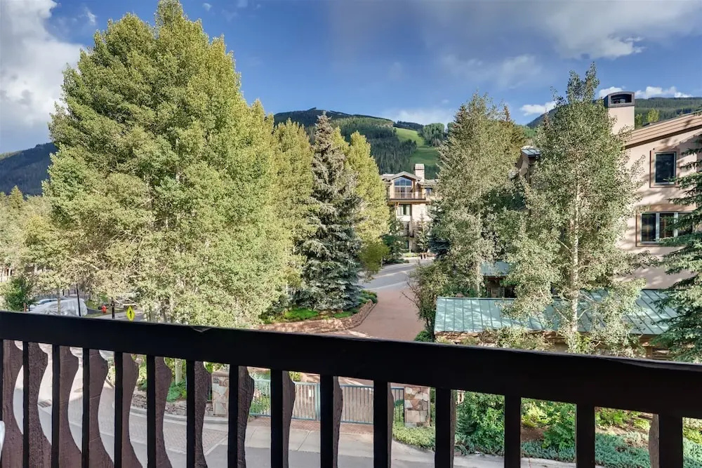 photo 1 of 1-385 Gore Creek Dr. Vorlaufer #303
