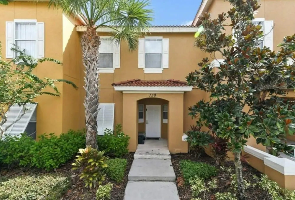 photo 1 of 139 Stunning Home Inside Disney Area