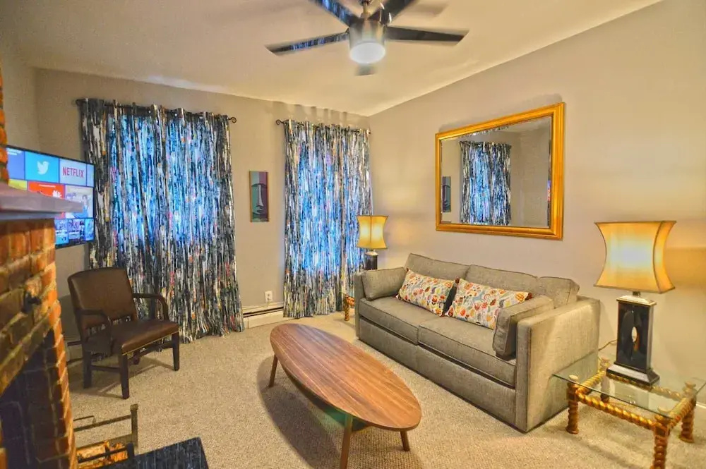 photo 1 of 1440 Northwest Apartment #1058 - 2 Br Apts