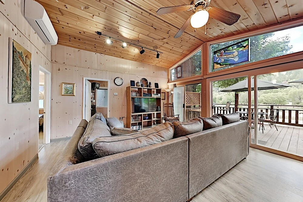 photo 1 of 1495melo 3 Bedroom Home