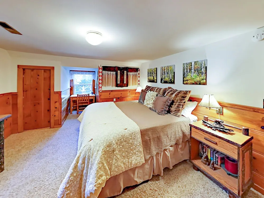 photo 1 of 1498 Pine Home 4 Bedrooms 2.5 Bathrooms Home