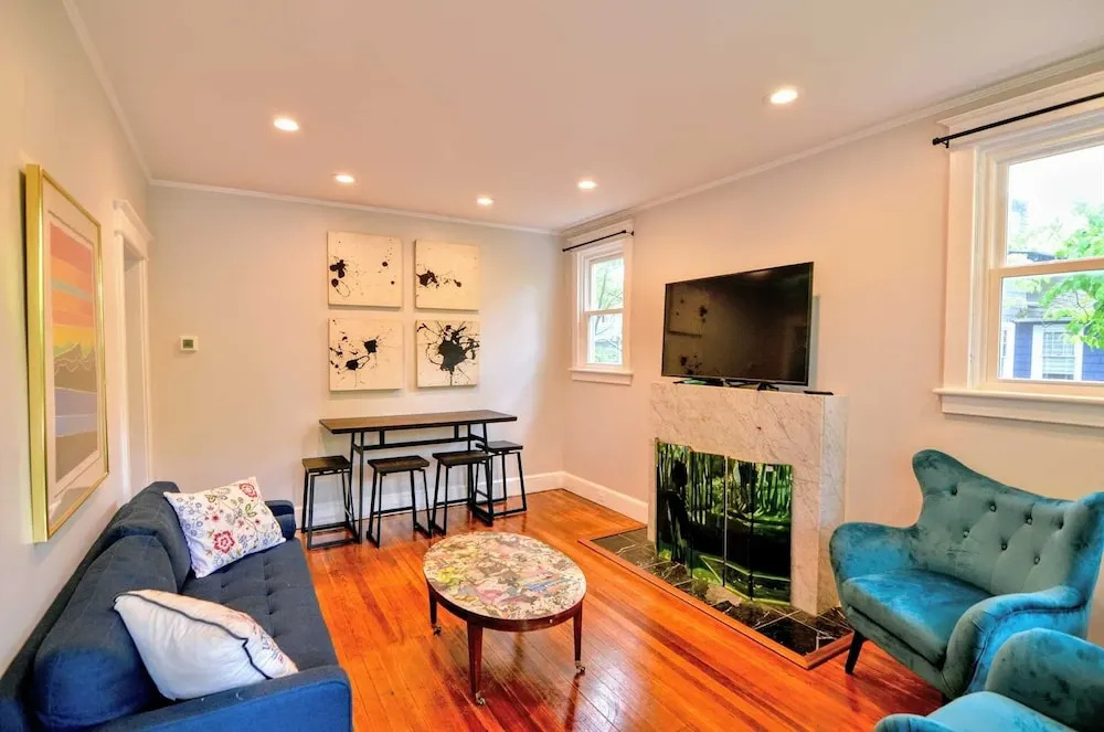 photo 1 of 16 Cleveland Ave 2 Bedroom Home