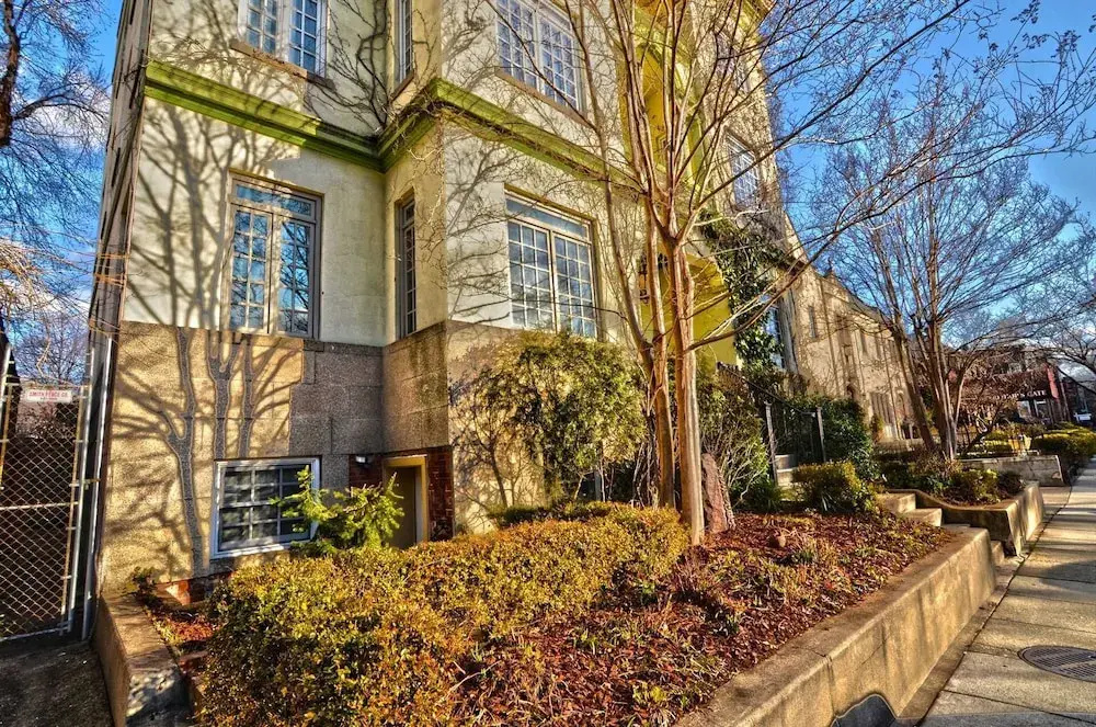 photo 1 of 1717 Northwest Apartment #1030 - 2 Br Apts