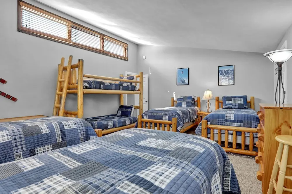 photo 1 of 177 Lake Street Condo Unit 24 4 Bedrooms 3 Bathrooms Condo
