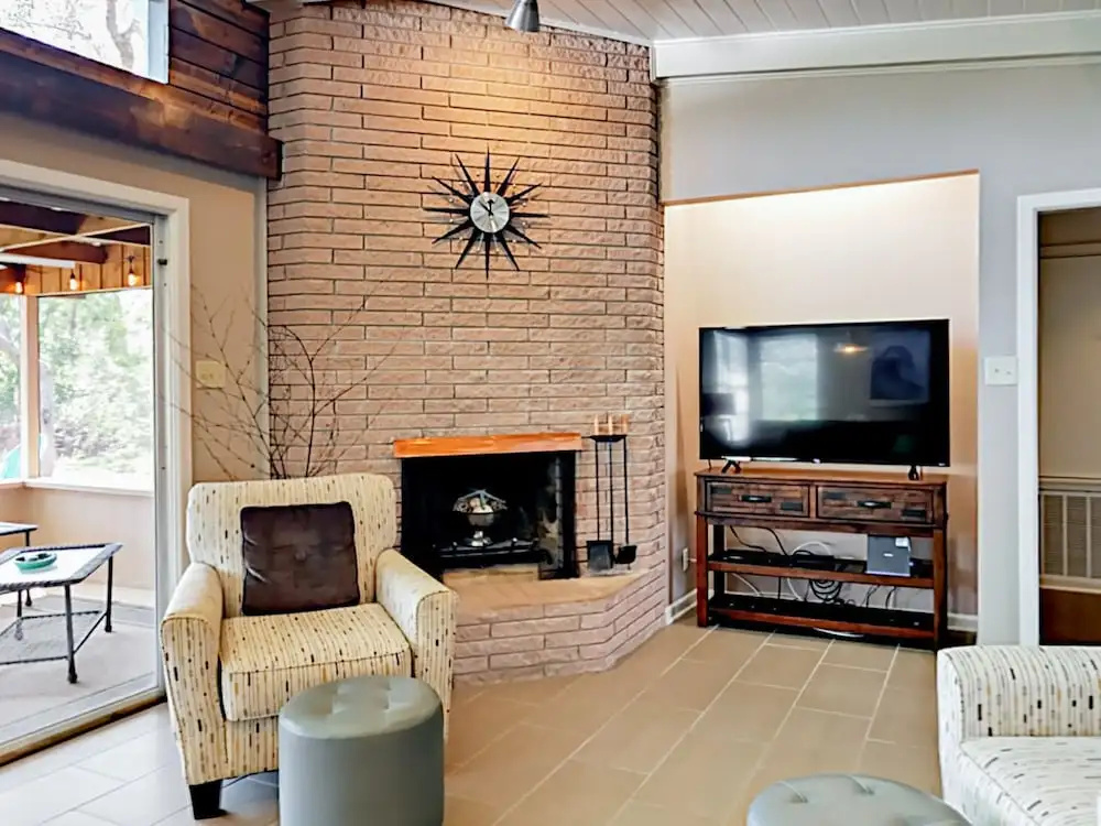 photo 1 of 1804 Picton Lane Home 2 Bedrooms 2 Bathrooms Home