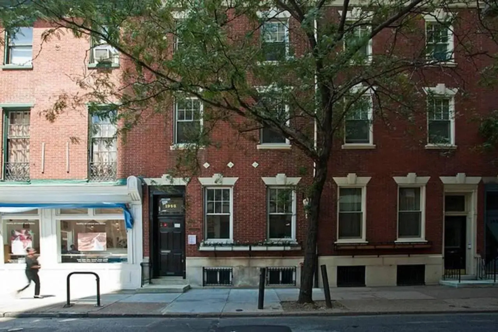 photo 1 of 1955 Rittenhouse - 2F