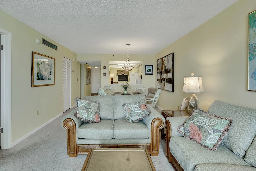 photo 1 of 19931 Gulf Blvd Condo Unit 4B 2 Bedrooms 2 Bathrooms Condo