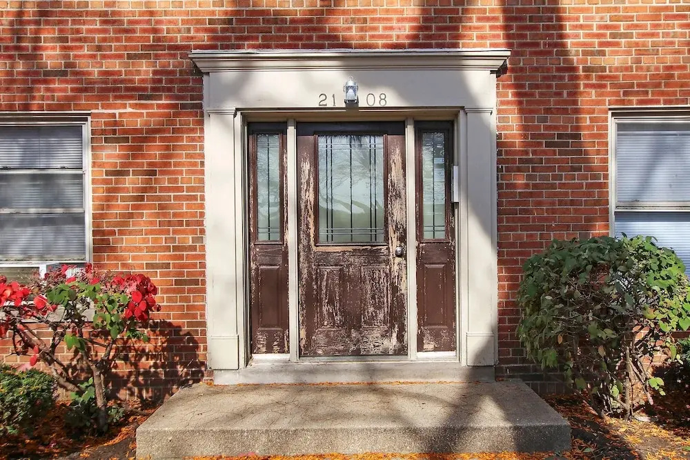 photo 1 of 1BR Roomy Apartment in Bowmanville