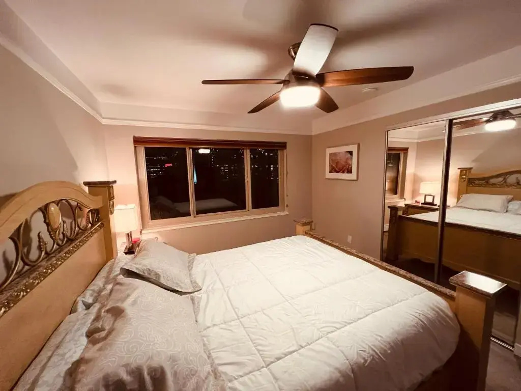 photo 1 of 2 Bedroom Penthouse Downtown Seattle