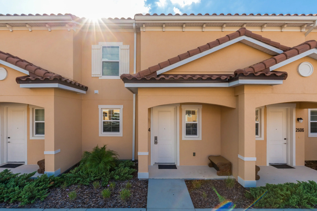 photo 1 of 2 Bedrooms / 2.5 Bathrooms / Regal Oaks (2604 RL), Kissimmee, US