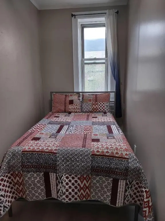 photo 1 of 2 Br Top Floor Apartment