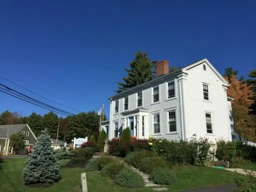 photo 1 of 2 River Road Inn and Cottages