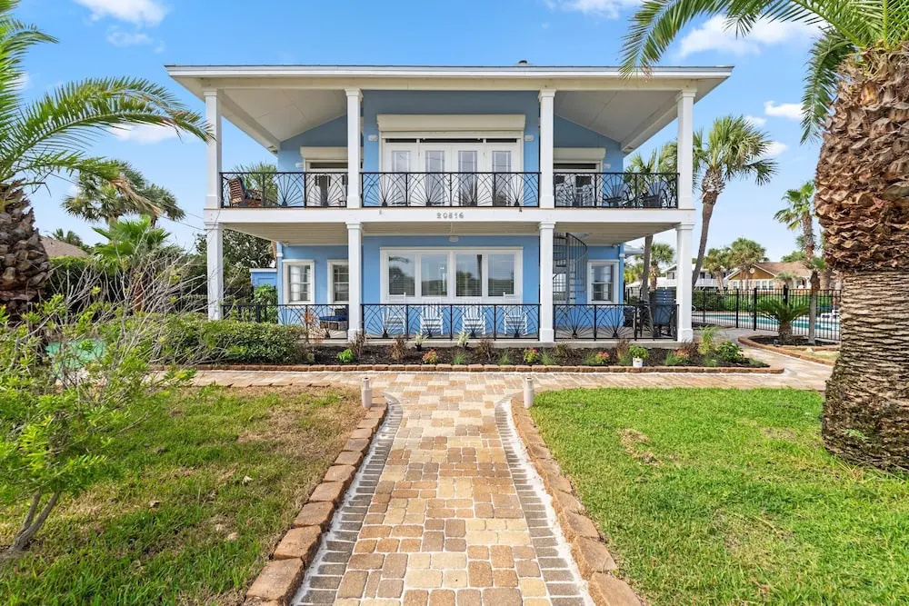 photo 1 of 20816 Front Beach Rd