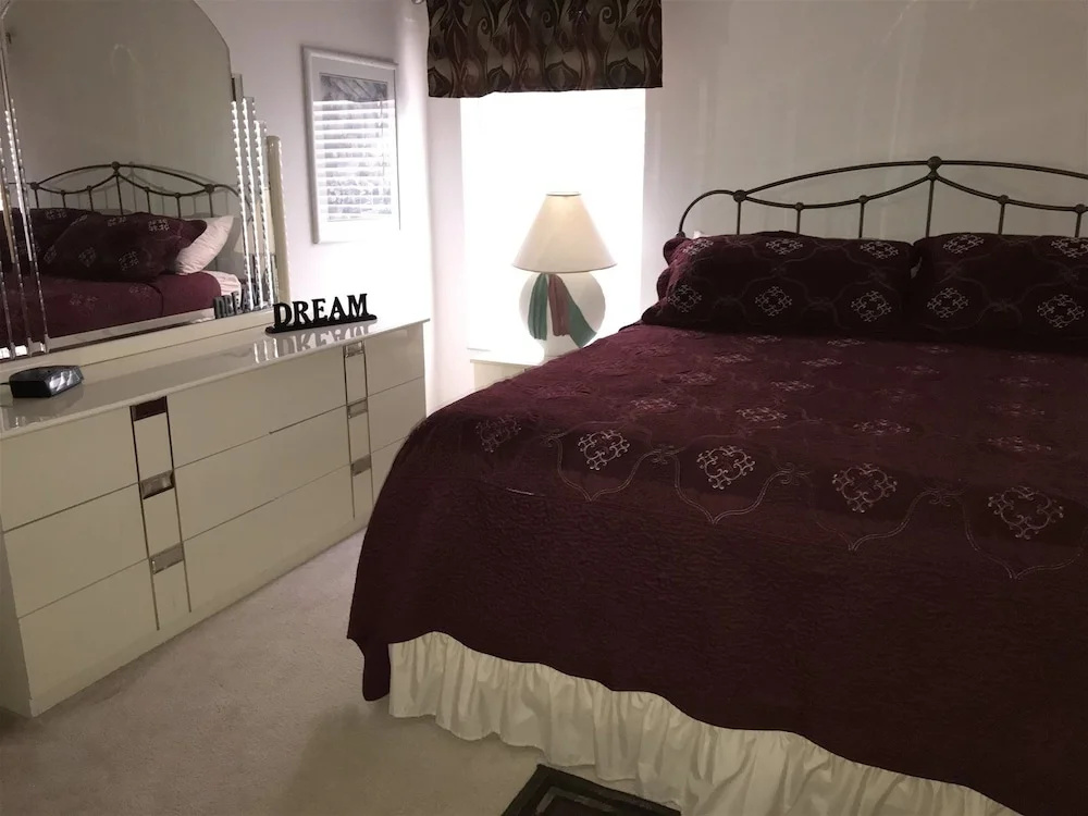 photo 1 of 3 Bed 2579