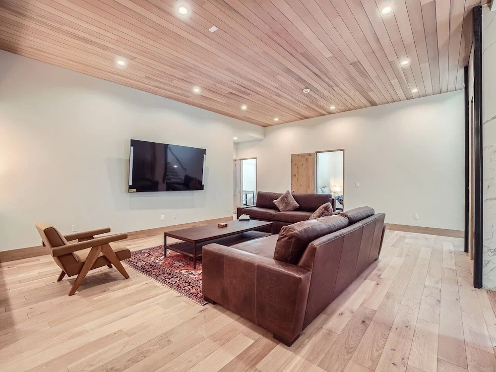 photo 1 of 3018 Basingdale Blvd 4 Bedroom Home by RedAwning