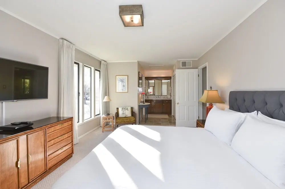 photo 1 of 305 Northgate At Silverado In Napa 1 Bedroom Condo by RedAwning