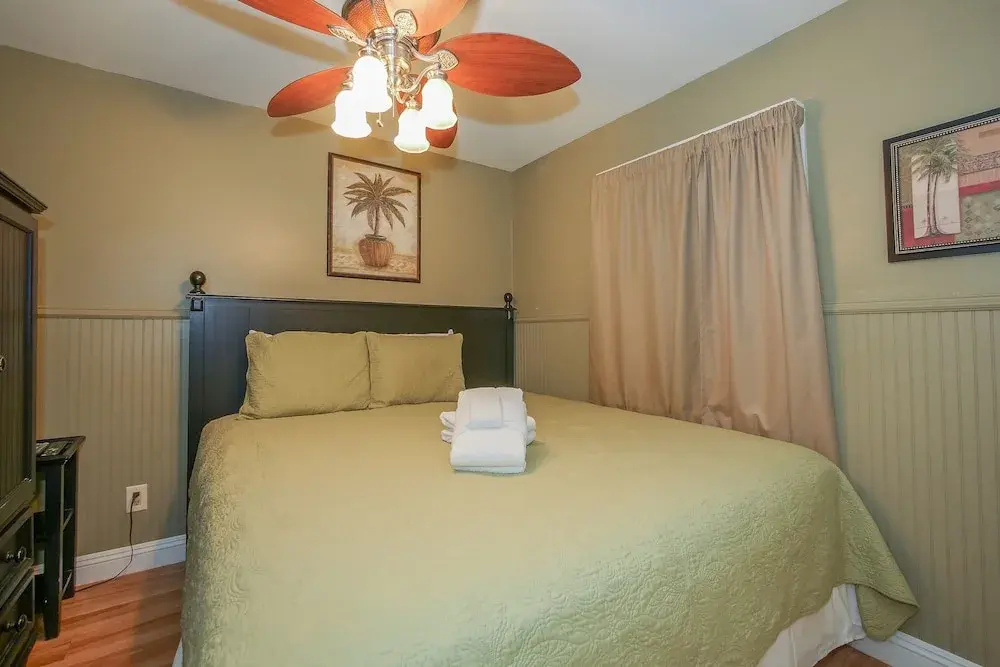 photo 1 of 318 Breakers - 1 Br Villa