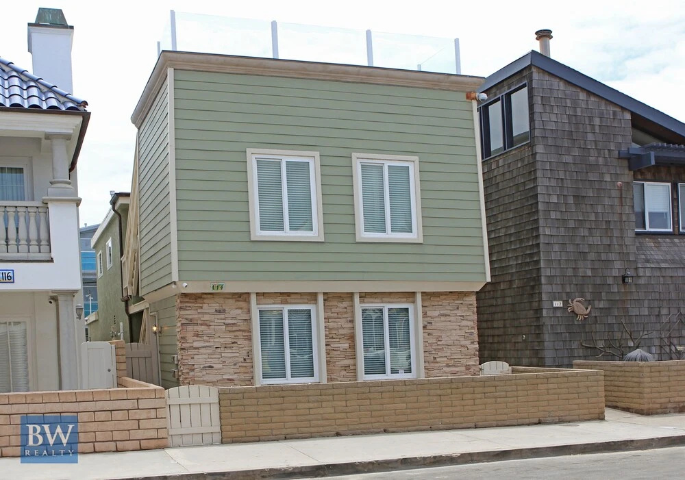 photo 1 of 31st St AB (68402)