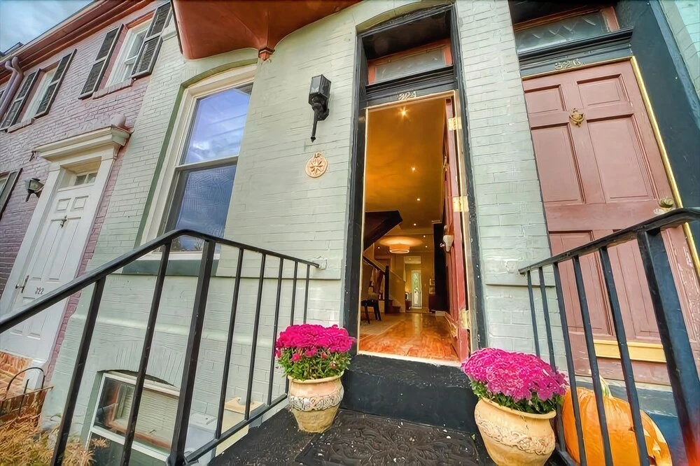 photo 1 of 324 Northeast Townhome #1020 - 3 Br Townhouse