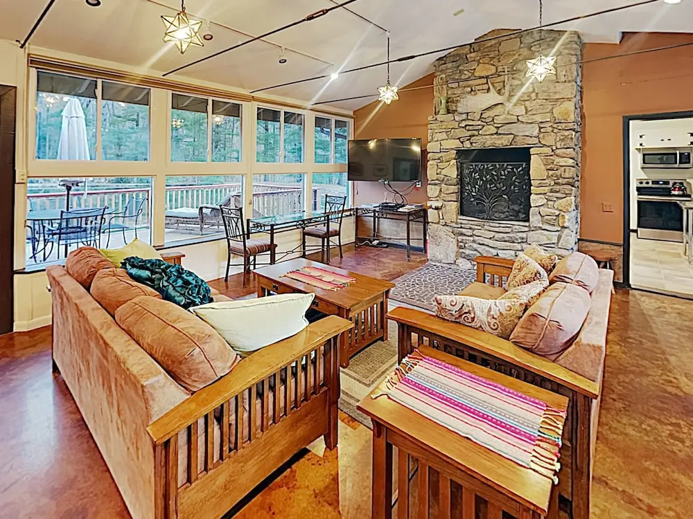 photo 1 of 332 Bull Creek Road Home 2 Bedrooms 2 Bathrooms Home