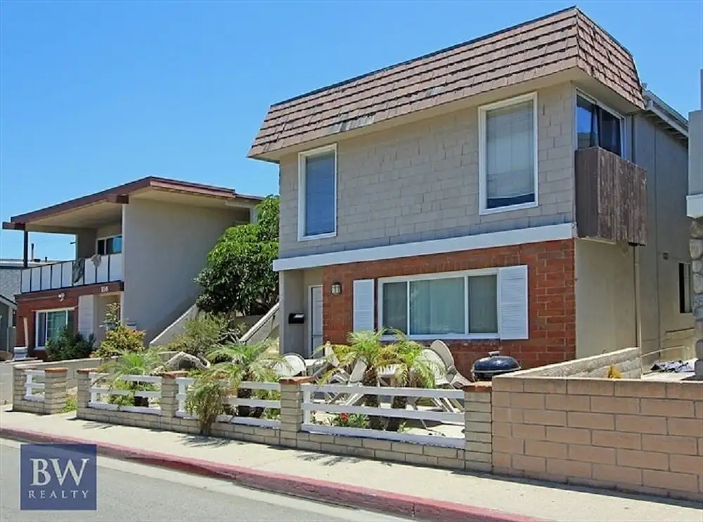 photo 1 of 34th St A (68184) - 3 Br townhouse by RedAwning