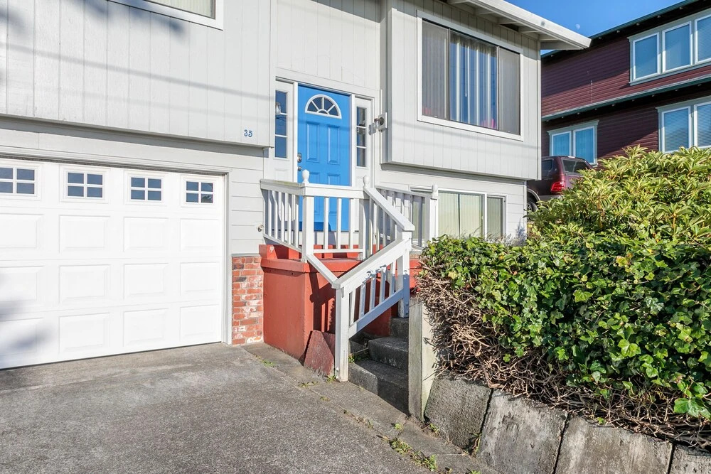 photo 1 of 35 SW Hurbert St House - 3 Br home by RedAwning